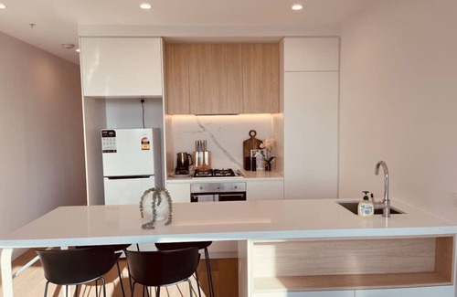 Box Hill Apartment | Box Hill 2bed 2bath Apartment