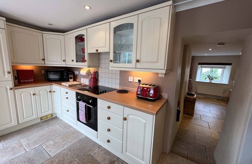 Dacre Cottage | Boxtree Cottage, Dacre - a cottage that sleeps 4 guests in 2 bedrooms