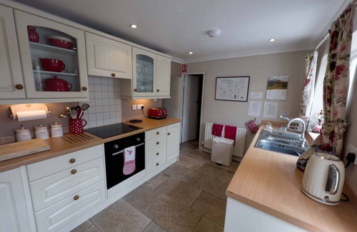 Dacre Cottage | Boxtree Cottage, Dacre - a cottage that sleeps 4 guests in 2 bedrooms