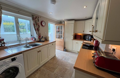 Dacre Cottage | Boxtree Cottage, Dacre - a cottage that sleeps 4 guests in 2 bedrooms