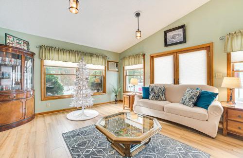 Boyne City House | Boyne City Retreat Near Beaches and Mtn Resort!
