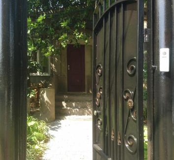Arcadia House | Bozhur Guest House