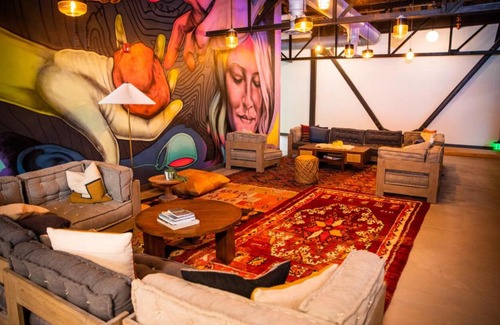 People's Freeway Hostel | Bposhtels SLC