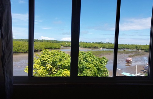 Vera Cruz Apartment | Cozy apartment on Cacha Pregos beach, picturesque nature. Pets accepted size P