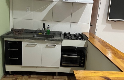 Mogi das Cruzes House | Studio flat with kitchen in central area with air conditioning and garage
