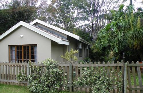 Hillcrest House | Brackens Guest House