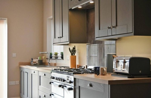 Seahouses Cottage | BRADACAR, pet friendly, country holiday cottage in Seahouses