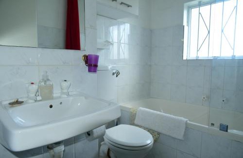 Pinelands Apartment | Bradclin @ York