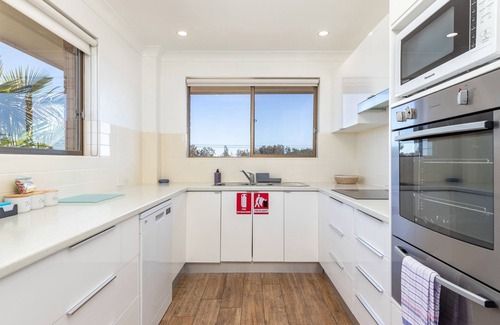 Forster Apartment | Braemar 7 - Lakefront apartment