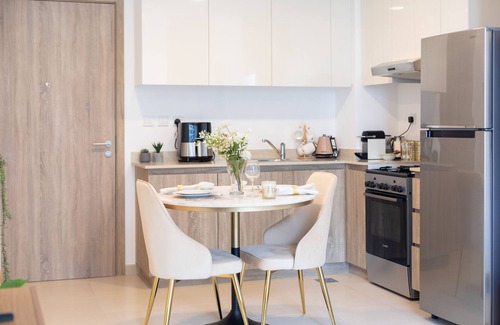 Dubai Apartment | Brand New 1BR APT with a Pool, Gym & Games area