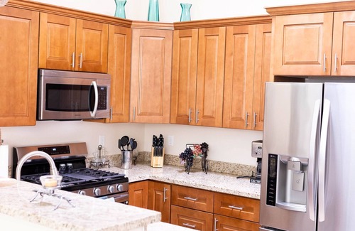 Tumacacori Condo | Brand New 2 Bedroom, 2 Bath Condo with pool and gym