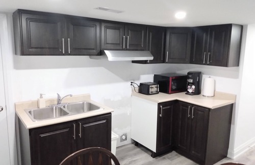 Brampton House | Brand New 2 Bedroom Basement Apartment with Free parking!