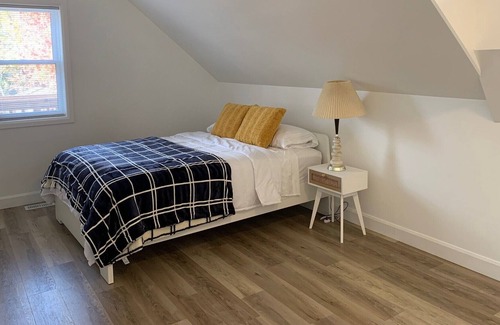 Kingston House | Brand New 2 Bedroom Downtown Kingston