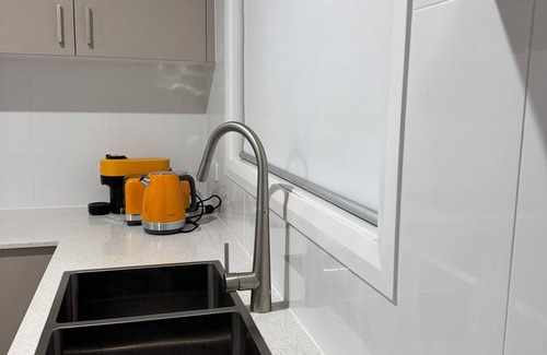 Hebersham House | Brand-new 3 bedrooms flat to stay in Sydney