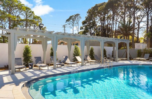 Sandestin House | Brand New 6 Seat Golf Cart ~ Beach, Golf, Tennis, Shops, and Dining