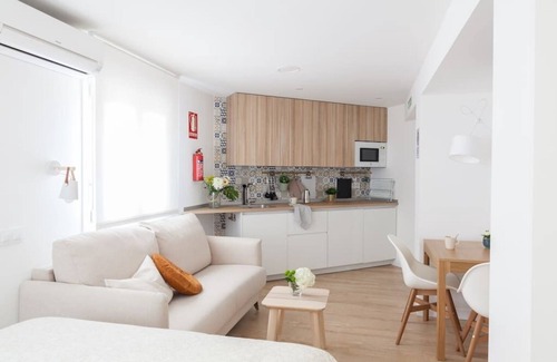 Hortaleza Apartment | Brand new! amazing studio in a quiet area