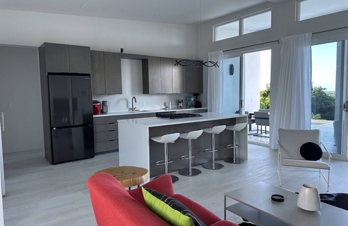 Westbury House | Brand new and modern with breathtaking views