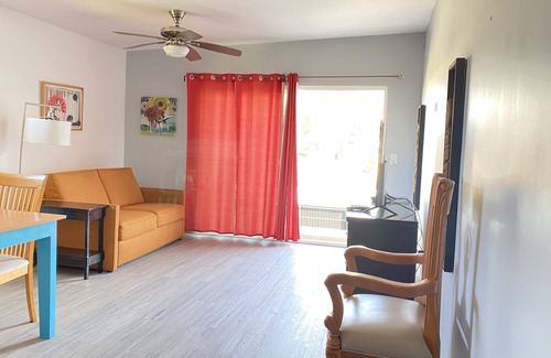 Valle Dorado Apartment | Brand new apartment in safe and quite neighborhood with lots of colorful art-dec