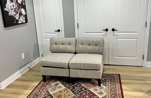 Churchill Meadows House | Brand New Basement Apartment