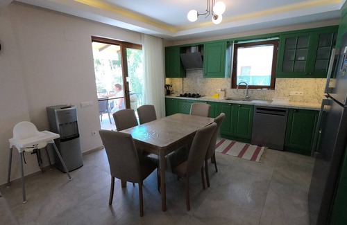 Dalyan City Center Villa | BRAND NEW BEAUTIFUL 5 BEDROOM VILLA WITH PRIVATE GARDEN AND POOL IN GULPINAR!