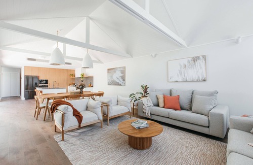 Killcare House | Brand new boutique, bayside cottage w/sauna + plunge pool