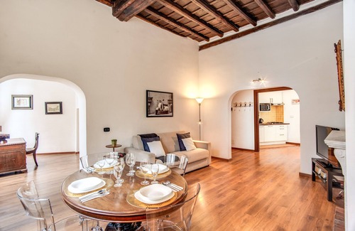 Roman Ghetto Apartment | BRAND NEW BRIGHT & CHARMING FLAT