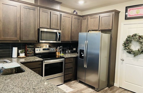Denton House | Brand new charming 2 bedroom Townhouse get away