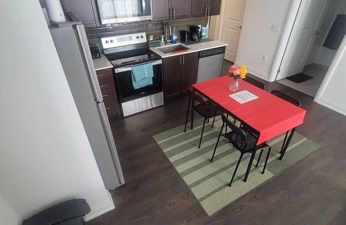 Markham Condo | BRAND NEW CONDO /Ft Great Amenities. Comfortable & Cozy!