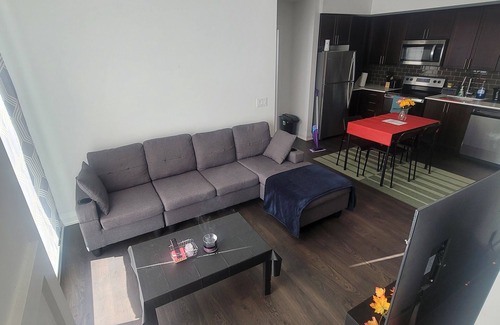 Markham Condo | BRAND NEW CONDO /Ft Great Amenities. Comfortable & Cozy!