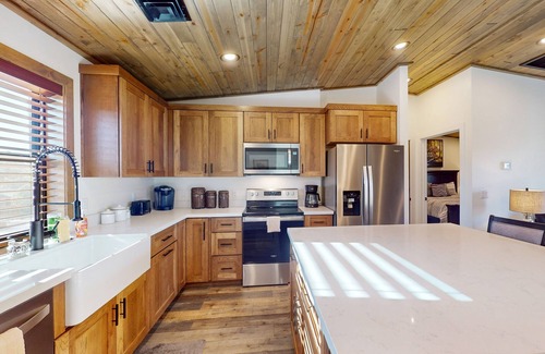 Torreon Condo | Brand-new condo with deck, mountain views, central AC, fireplace