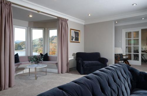 Waterhead Apartment | Brand New - Contemporary - 2 Bedroom - 2 Bathroom - Spacious Apartment - Lake Views