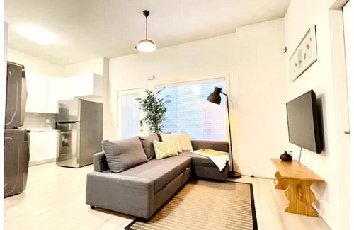 Marpole House | Brand New cozy convenient suite near airport/skytrain