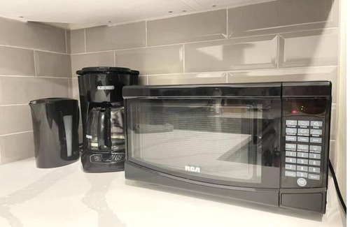 Marpole House | Brand New cozy convenient suite near airport/skytrain