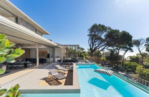 Camps Bay Villa | Brand New Dream Villa with Ocean View, Sauna & Gym