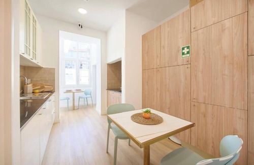 Alfama Apartment | Brand New - Entire Place - Anjos