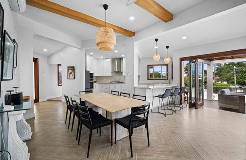 Silver Sands Villa | Brand New Family Friendly 4 Bedroom Private Villa Near Ocean