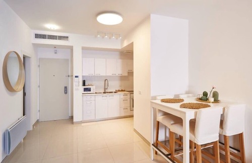 Mea She'arim Apartment | Brand New Flat - Shirat Haneviim