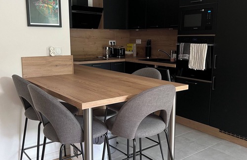 Le Perreux-sur-Marne Apartment | Brand New Modern Appartment Near Paris and Public Transports