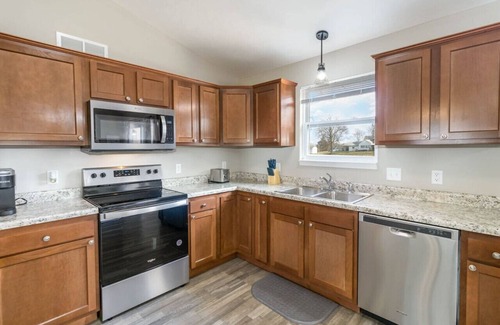 Hamilton House | BRAND NEW home among the Nook in Hamilton, OH
