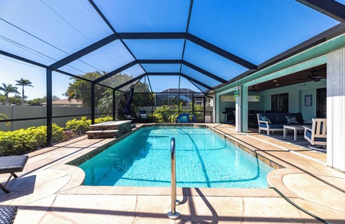 Pelican House | Brand new listing! SALTWATER pool.