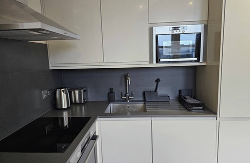 West Kensington Apartment | Brand New London flat. One minute walk from West Kensington Underground Station