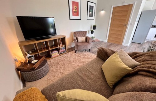 Burnham-on-Crouch Cabin | Brand NEW Luxury Countryside Lodge