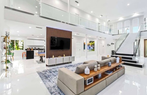 South Lake House | Brand new Luxurious home/modern style resort LUXE