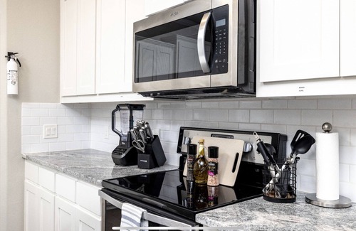 Decatur House | Brand New Luxury 2 Bedroom Home in Decatur, Texas!