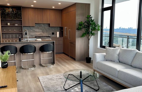 Coquitlam Apartment | Brand New Luxury Furnished 2 bedroom+Den West Coquitlam