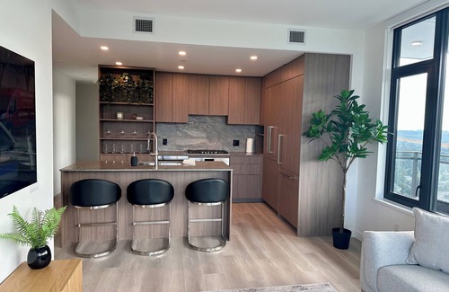 Coquitlam Apartment | Brand New Luxury Furnished 2 bedroom+Den West Coquitlam