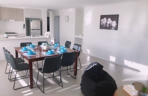 Dakabin House | Brand new luxury home at Dakabin close to shop and North Lakes