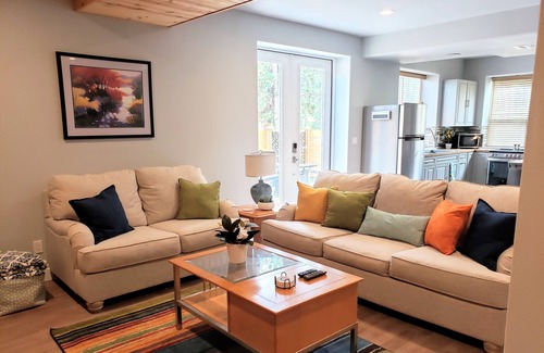 Perry Park Apartment | BRAND NEW! Luxury Modern Apartment near World Class Golf, Hiking and Cycling