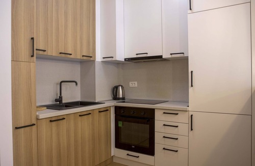 Budva Apartment | Brand-New Modern 1-BDR Apartment in Budva