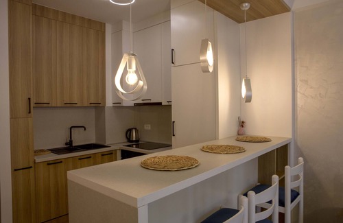 Budva Apartment | Brand-New Modern 1-BDR Apartment in Budva